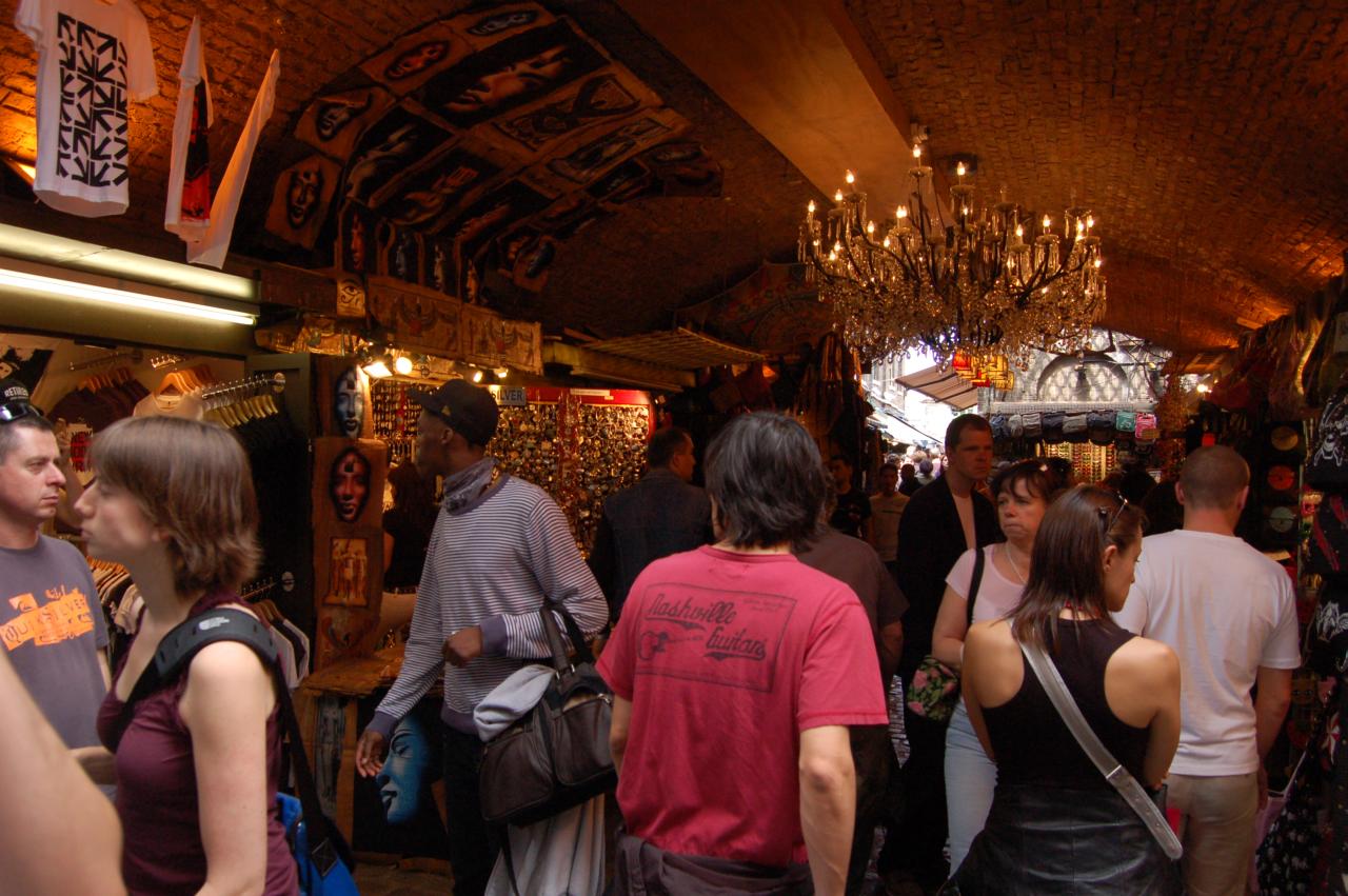 <i><b>London-457</b></i>