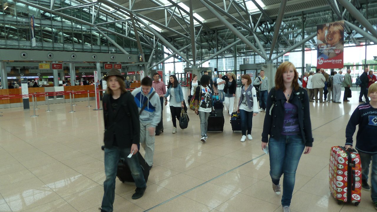 <i><b>London-011</b></i>