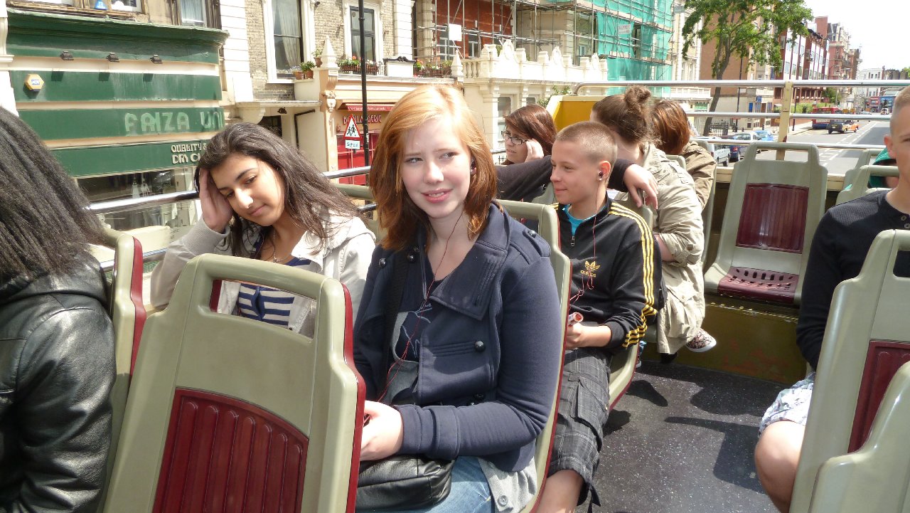 <i><b>London-055</b></i>