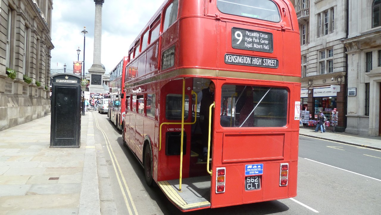 <i><b>London-105</b></i>