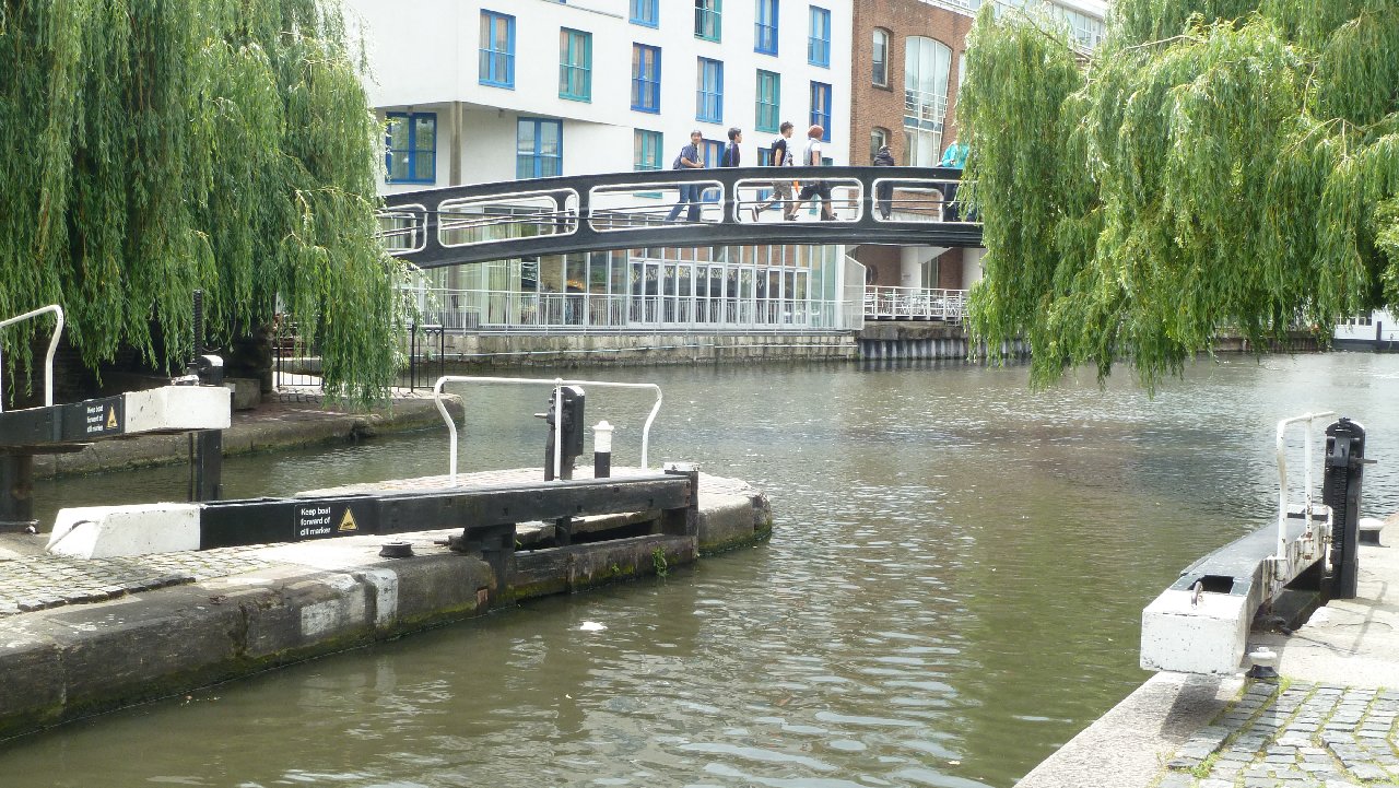 <i><b>London-108</b></i>