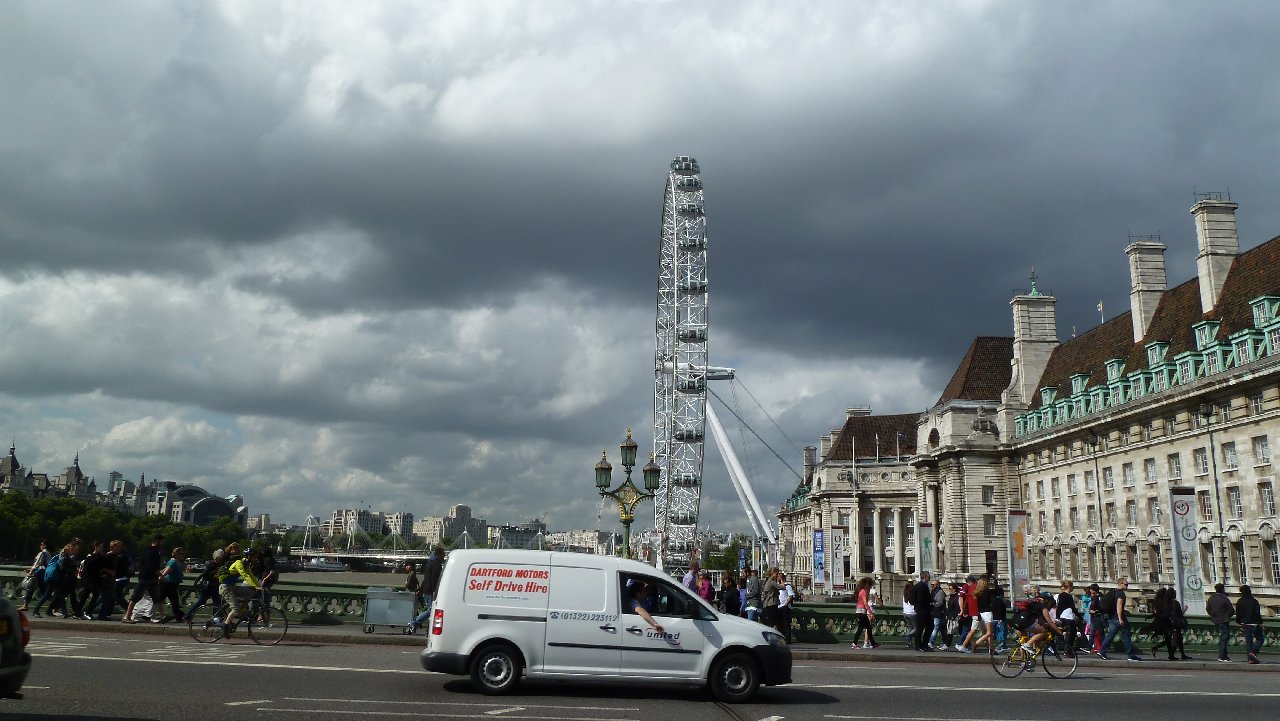 <i><b>London-296</b></i>
