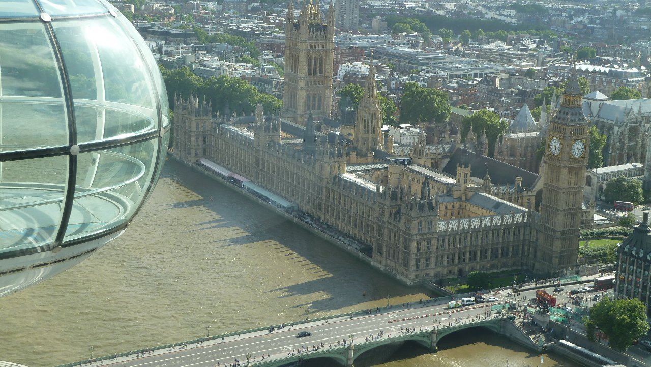 <i><b>London-304</b></i>