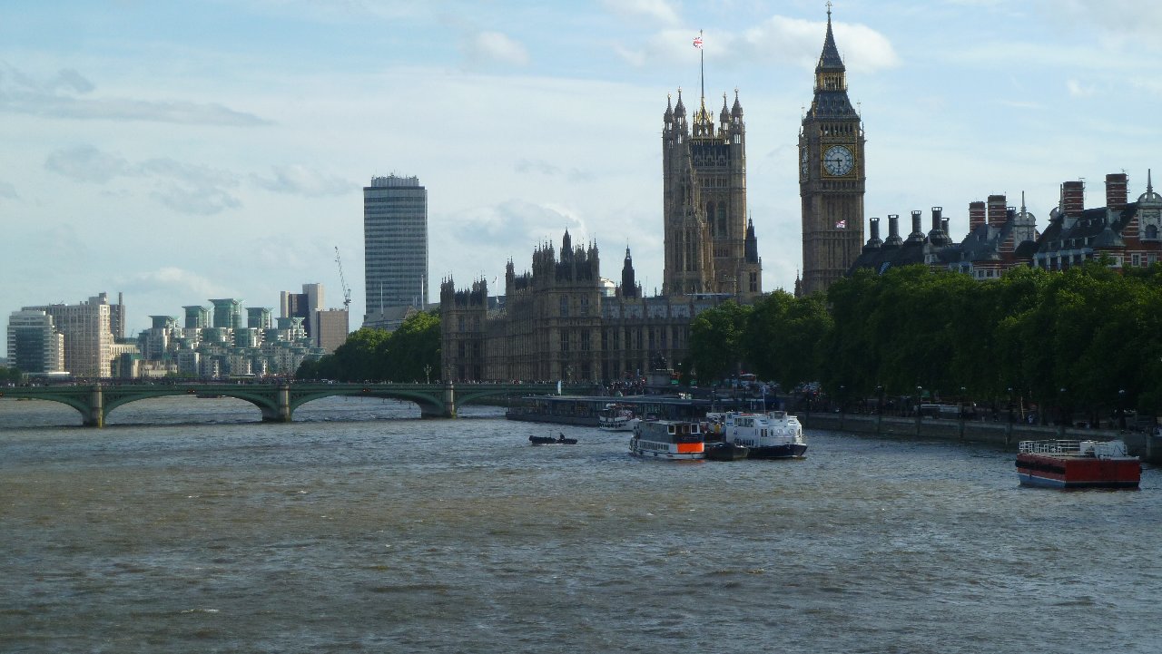 <i><b>London-314</b></i>