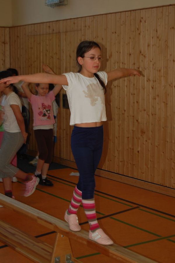 <i><b>Bundesjugendspiele-043</b></i>