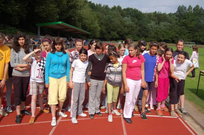 <i><b>Bundesjugendspiele-2008-046</b></i>