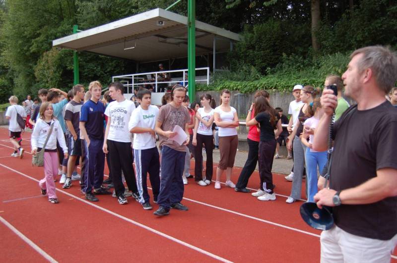 <i><b>Bundesjugendspiele-2008-091</b></i>