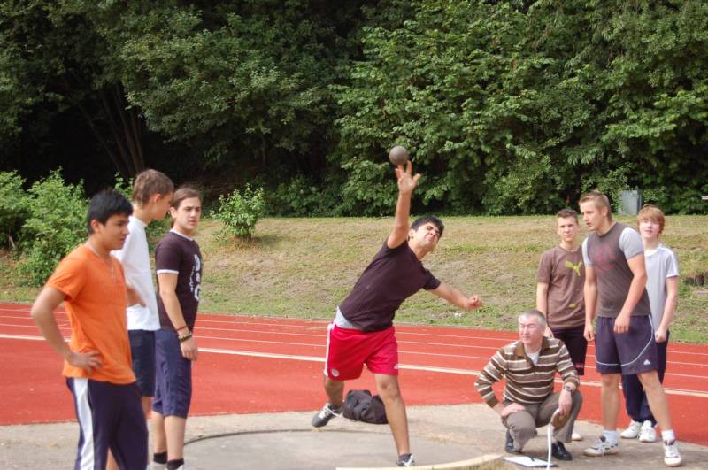 <i><b>Bundesjugendspiele-2008-106</b></i>