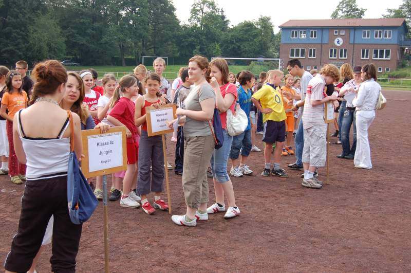 <i><b>BJS-Grundschule-001</b></i>