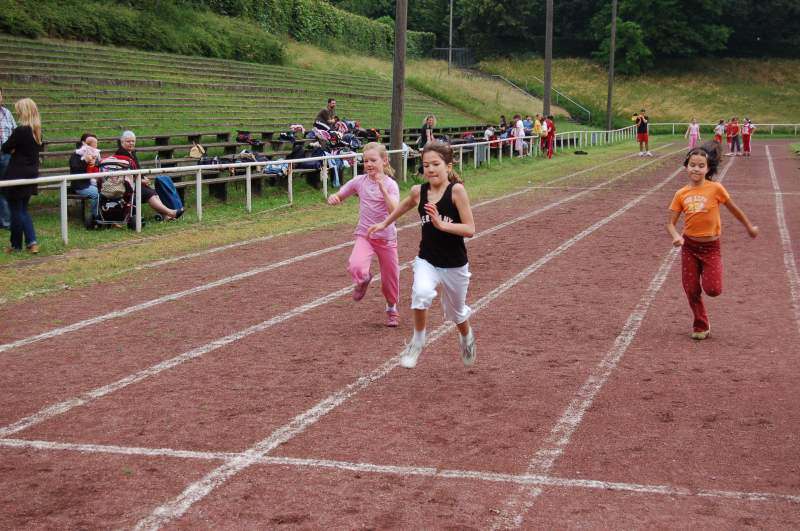 <i><b>BJS-Grundschule-010</b></i>