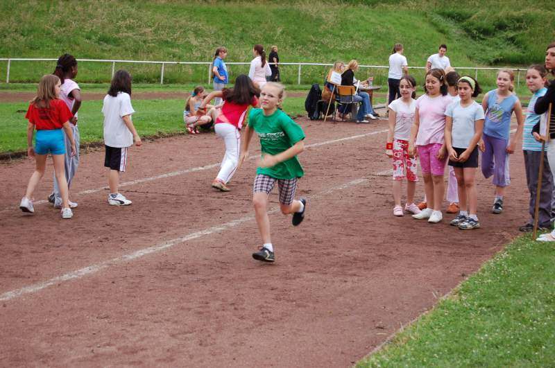 <i><b>BJS-Grundschule-011</b></i>