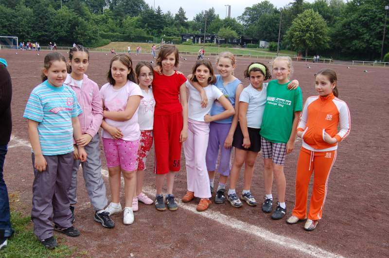 <i><b>BJS-Grundschule-012</b></i>
