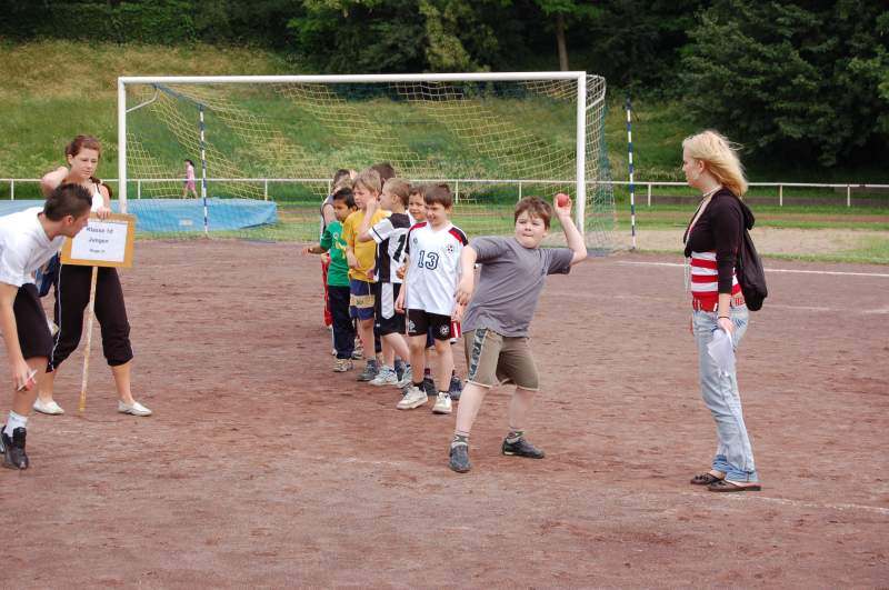 <i><b>BJS-Grundschule-035</b></i>