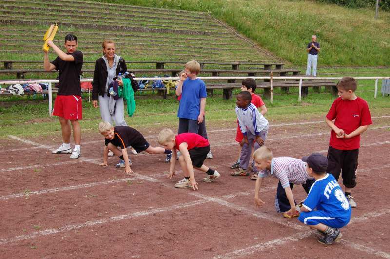 <i><b>BJS-Grundschule-039</b></i>