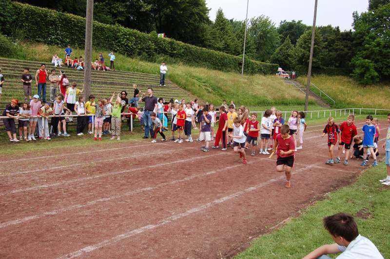 <i><b>BJS-Grundschule-061</b></i>