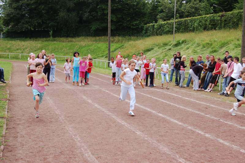 <i><b>BJS-Grundschule-077</b></i>