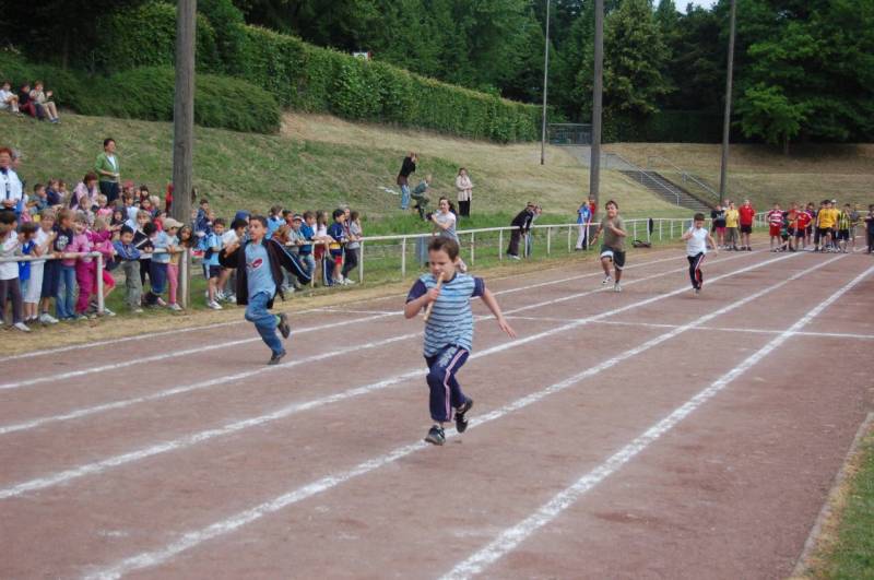 <i><b>BJS-Grundschule-024</b></i>