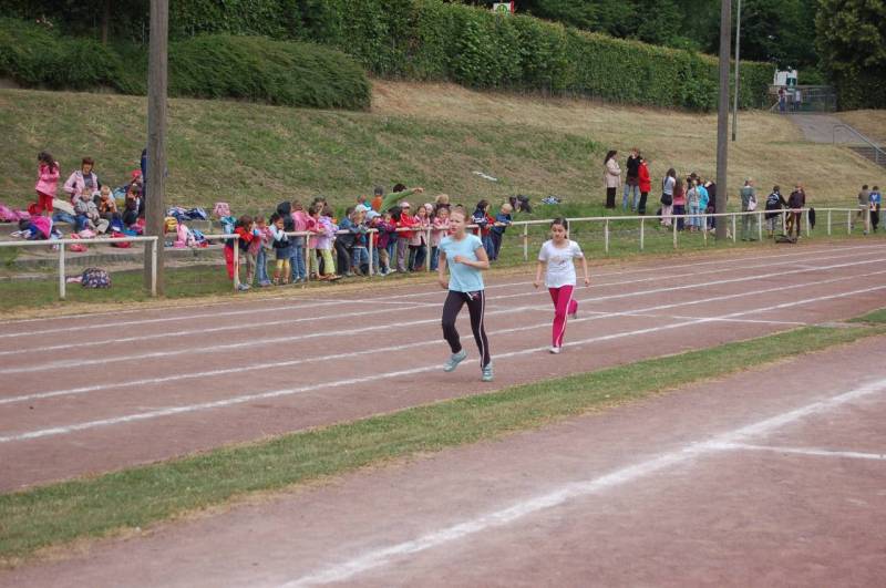 <i><b>BJS-Grundschule-032</b></i>