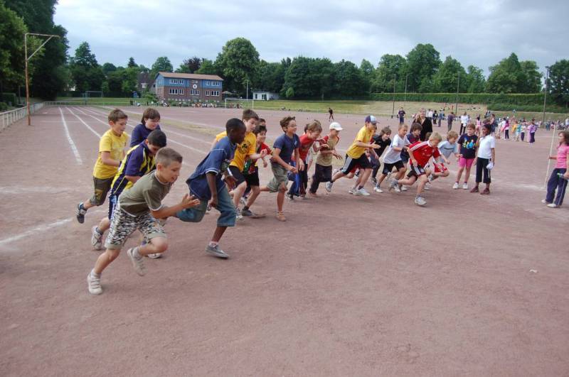 <i><b>BJS-Grundschule-038</b></i>