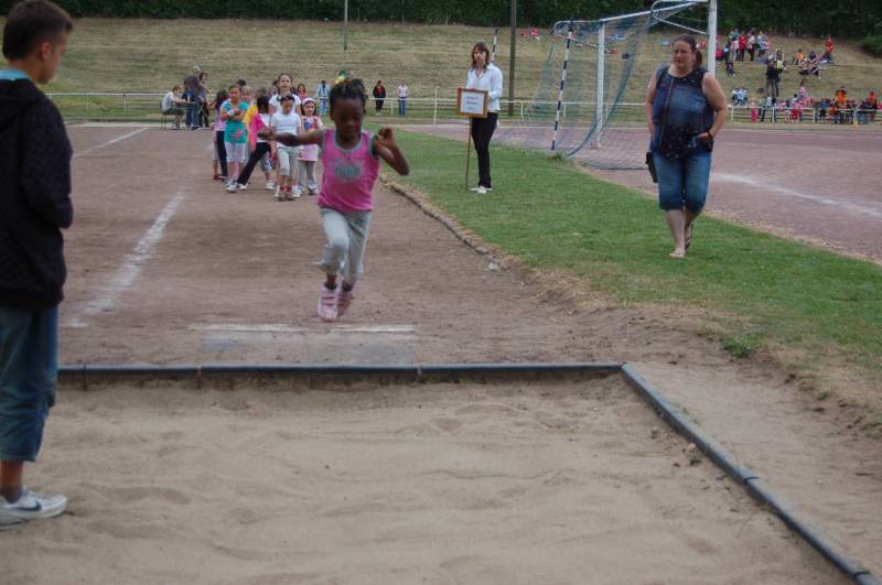 <i><b>BJS-Grundschule-043</b></i>