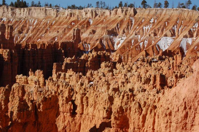 <i><b>0427-Bryce_Canyon</b></i>