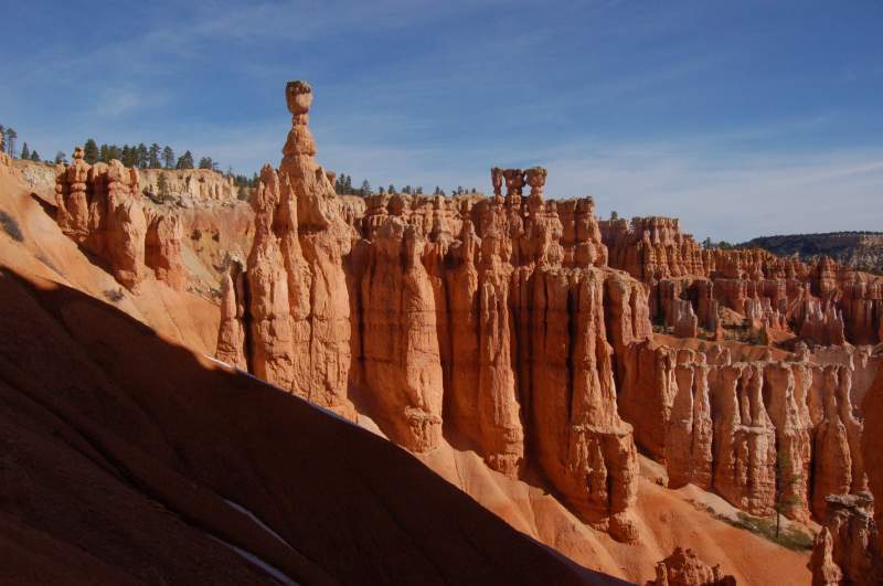 <i><b>0453-Bryce_Canyon</b></i>