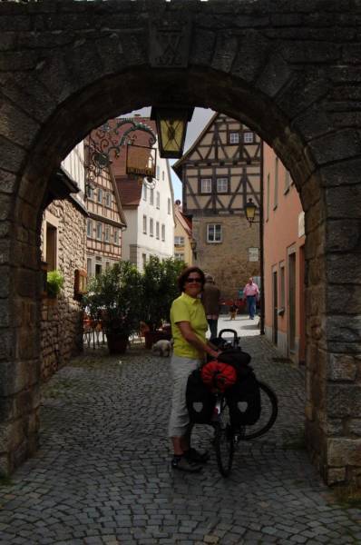 <i><b>047-Weikersheim</b></i>