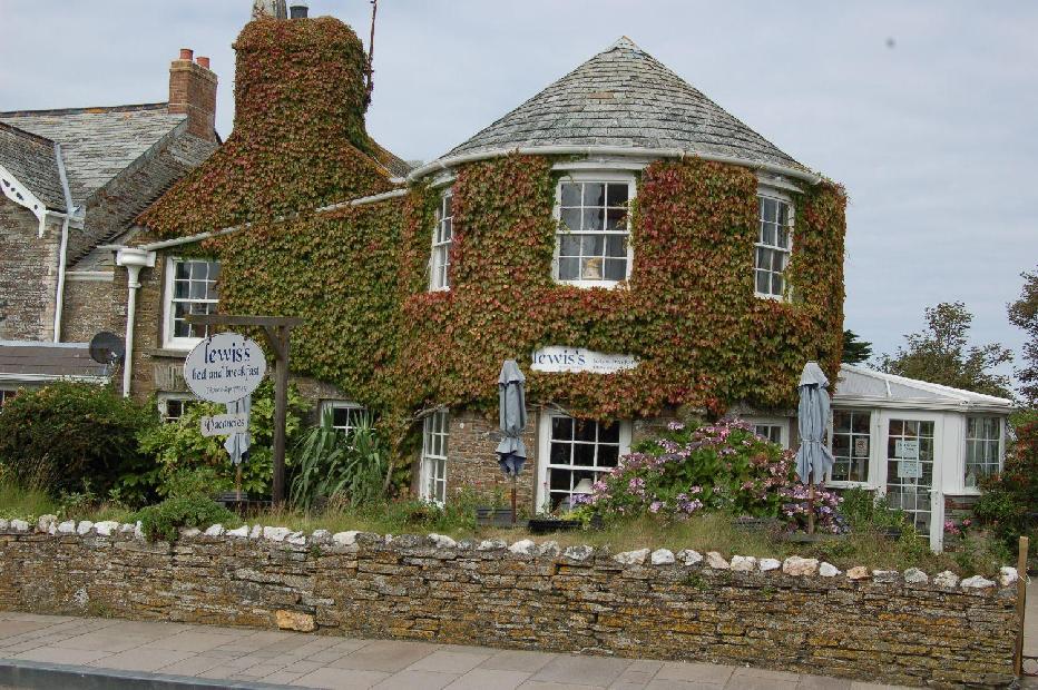 <i><b>Tintagel</b></i>