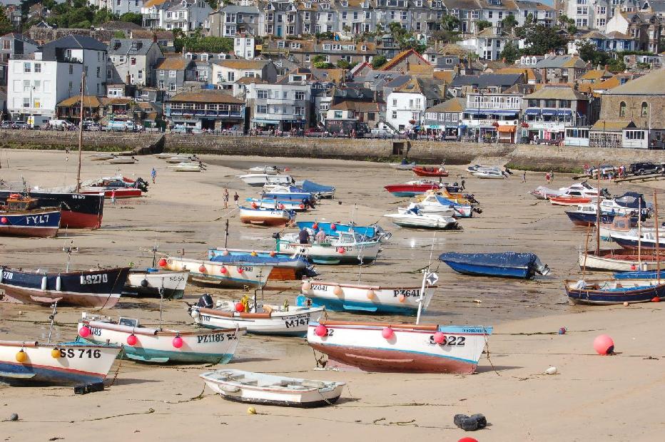 <i><b>St. Ives</b></i>