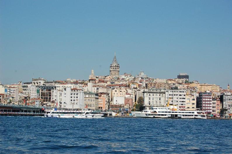 <i><b>015-Istanbul</b></i>