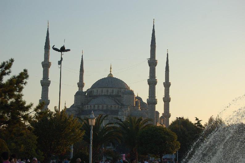 <i><b>042-Istanbul</b></i>