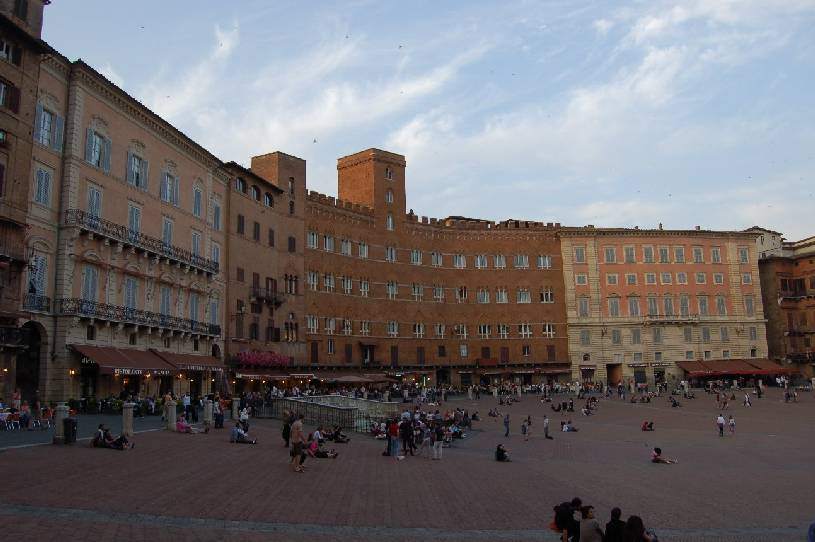 <i><b>013-Siena</b></i>