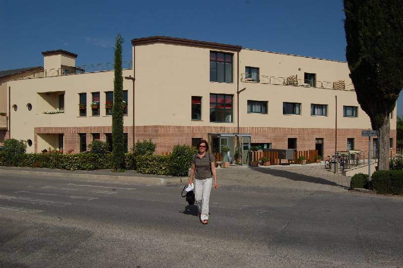 <i><b>017-Hotel_Montaperti</b></i>