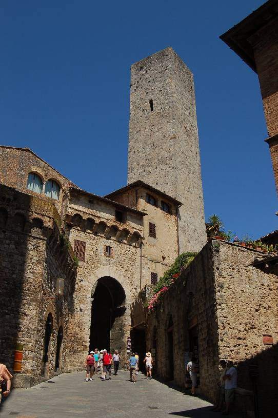 <i><b>143-San_Gimignano</b></i>