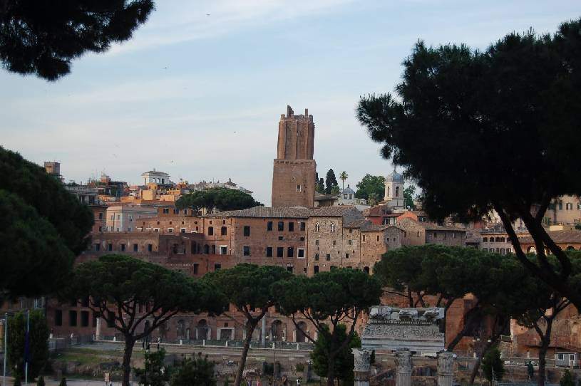 <i><b>318-Rom-Forum_Romanum</b></i>