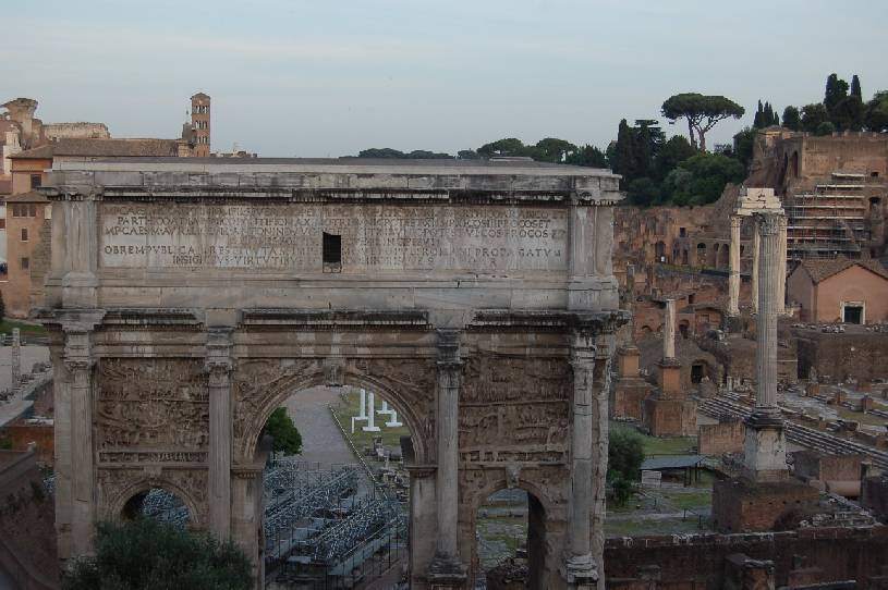 <i><b>320-Rom-Forum_Romanum</b></i>
