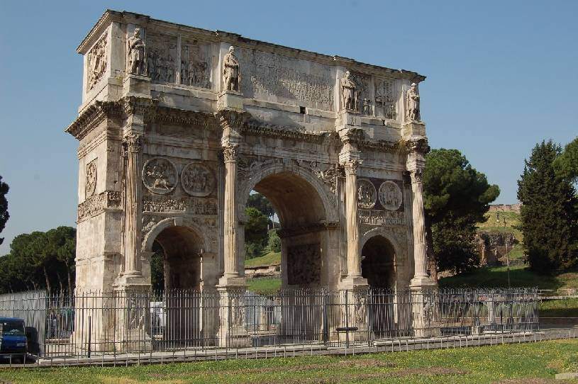 <i><b>329-Rom-Forum_Romanum</b></i>