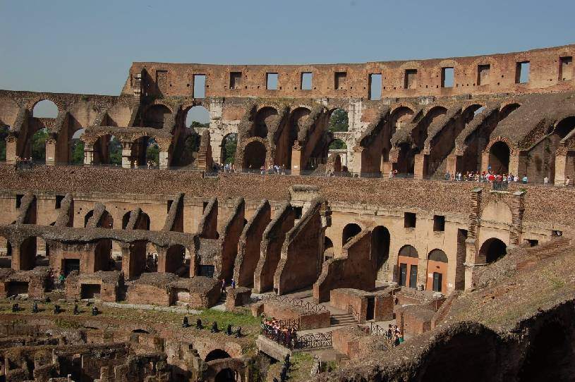 <i><b>335-Rom-Colosseo</b></i>