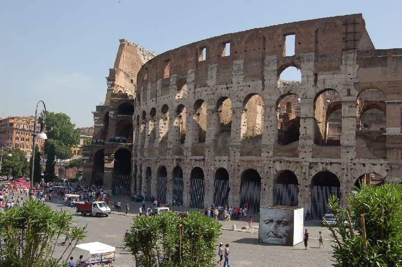 <i><b>379-Rom-Colosseo</b></i>