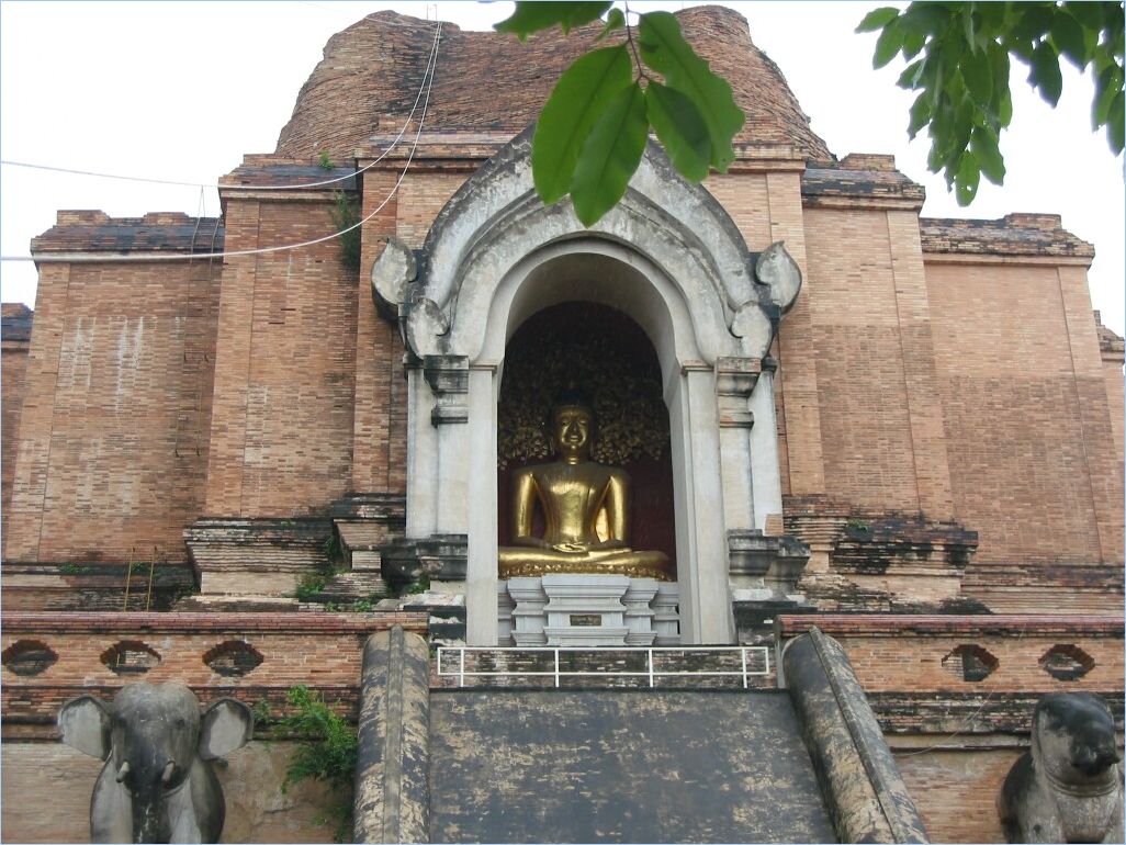 <b>0021-Wat-Chedi_Luang</b>