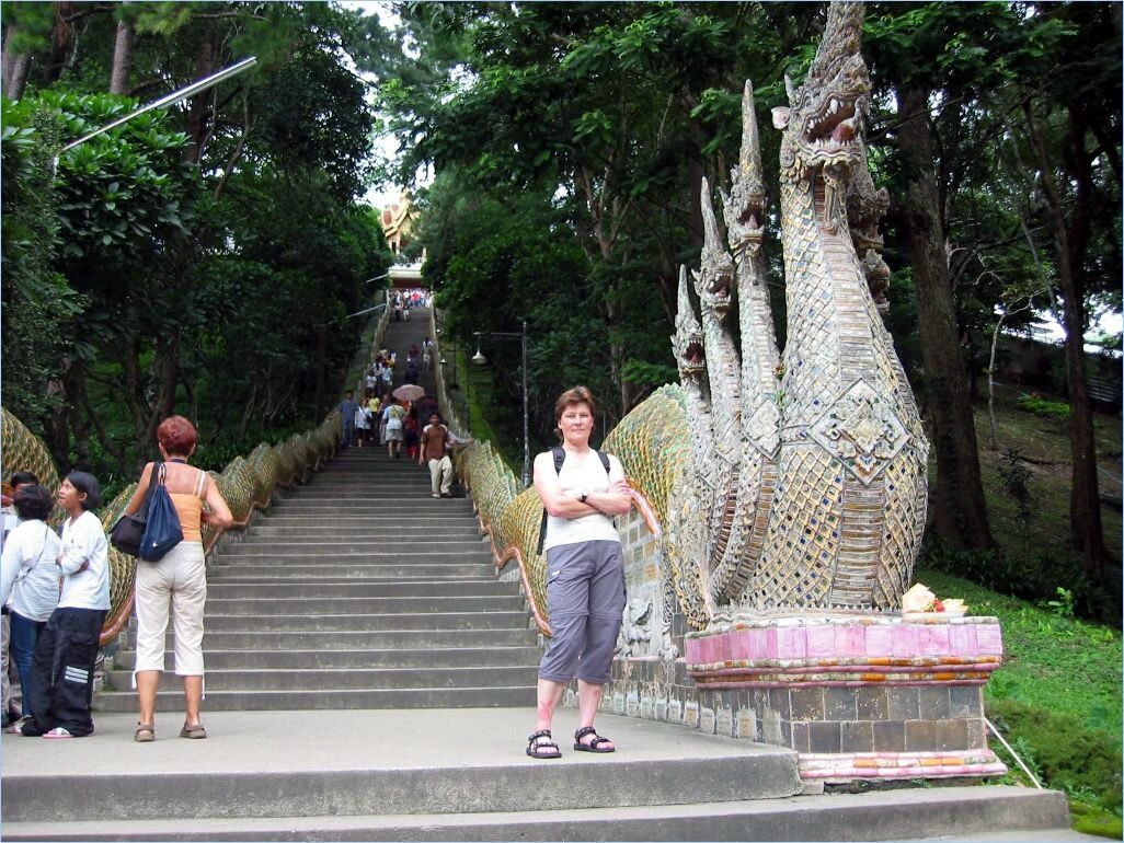 <b>0045-Wat_Doi_Suthep</b>