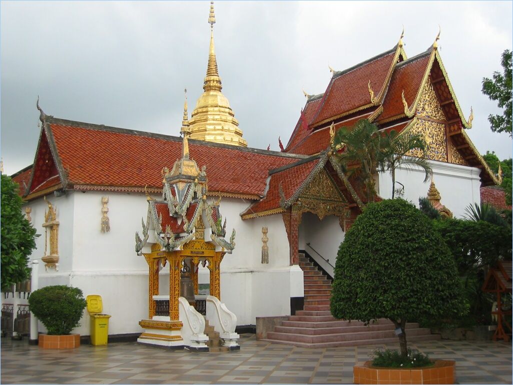 <b>0051-Wat_Doi_Suthep</b>