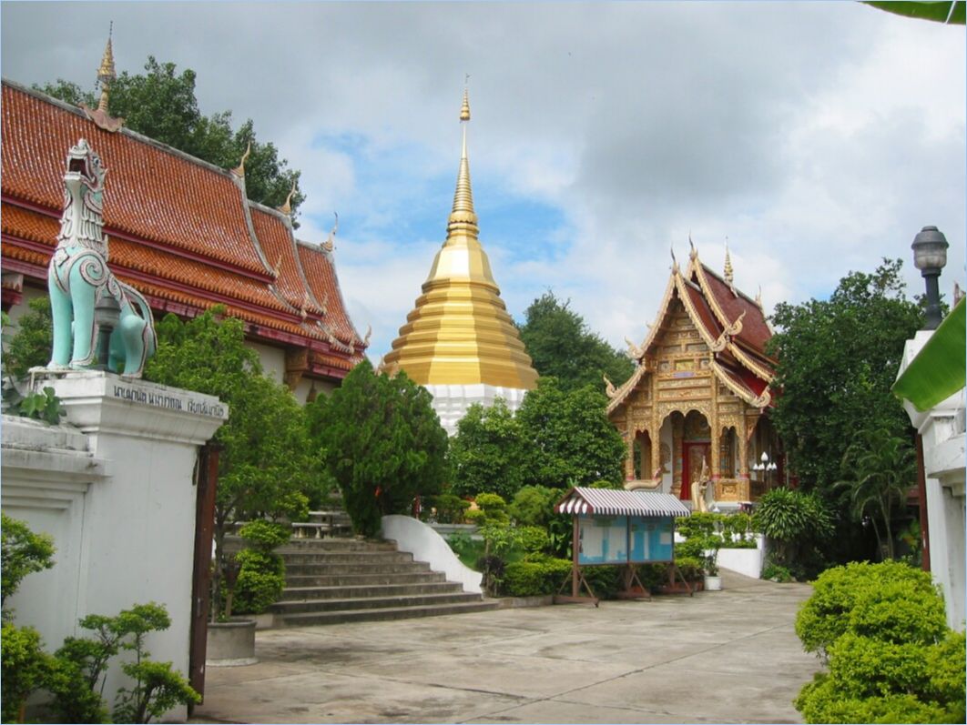 <b>0111-Wat_am_ChiangMaiGate</b>