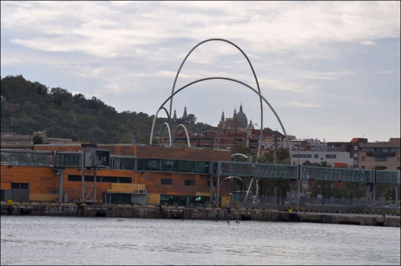 <i><b>Barcelona-076</b></i>
