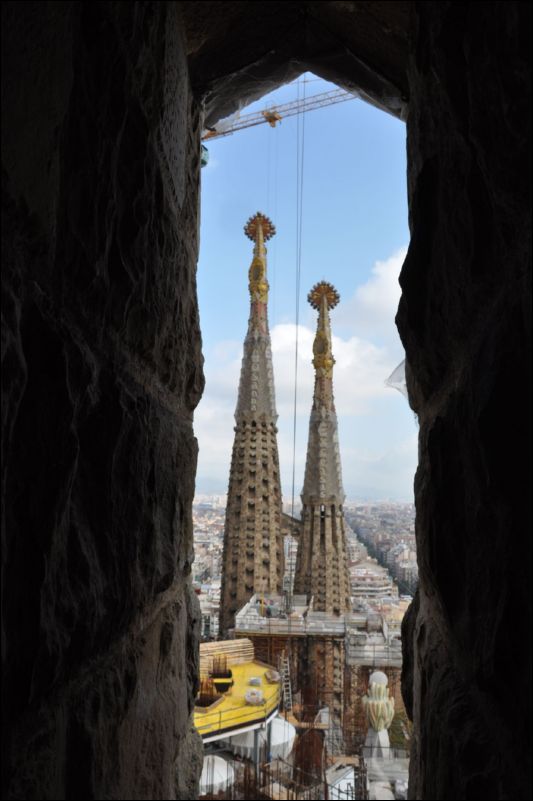 <i><b>Barcelona-098</b></i>