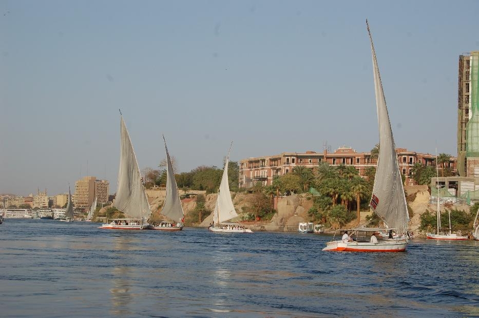 <i><b>Assuan1-021</b></i>