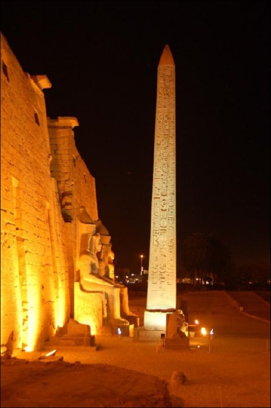 <i><b>Luxor-152</b></i>