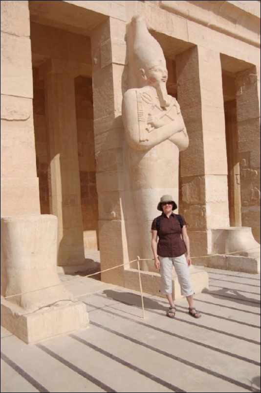 <i><b>Luxor-179</b></i>