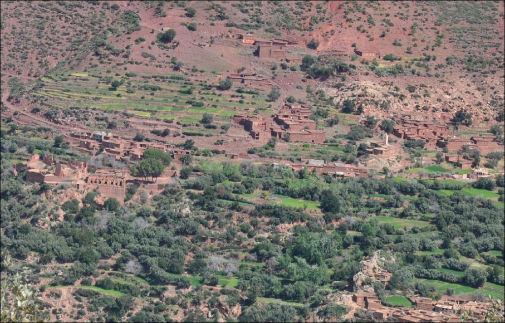 <i><b>Ouarzazate-023</b></i>