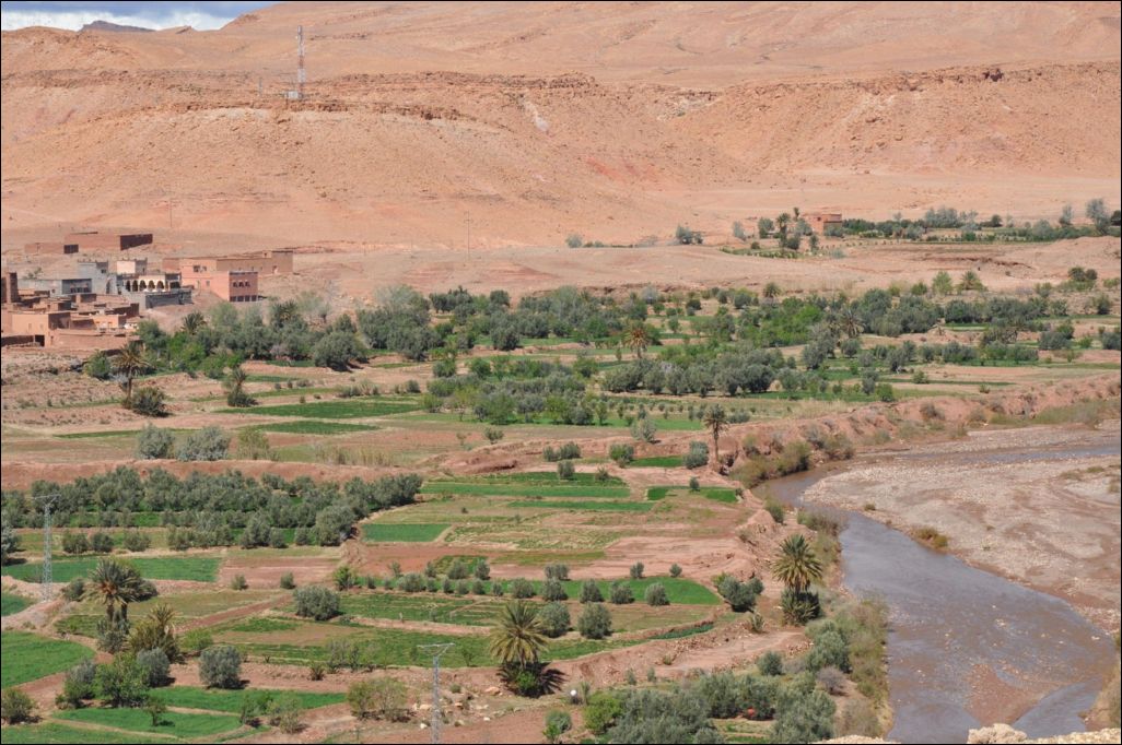 <i><b>Ouarzazate-096</b></i>